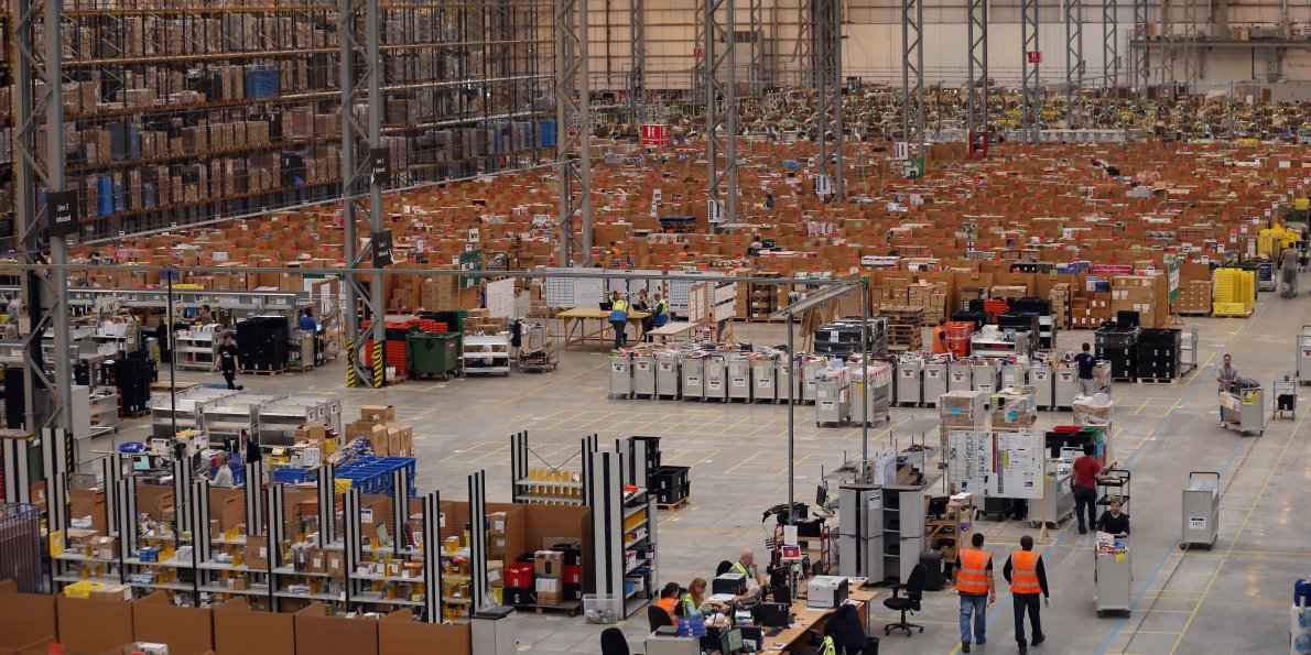 amazon-now-has-45000-robots-in-its-warehouses